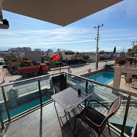 Birds 3* Κουσάντασι