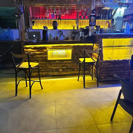 公寓式酒店 Birds 3*