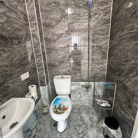 Birds 公寓式酒店 3*