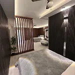 شقة فندقية Birds كوشاداسيه