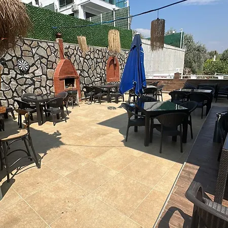 アパートホテル Birds